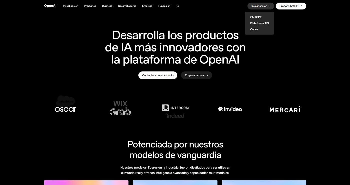 Web de OpenAI con el desplegable Iniciar sesión y la opción Plataforma API